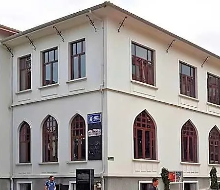 Hotel Kule 5*